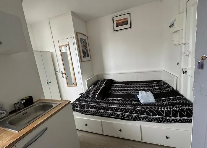 Apartman Cozy Nearby Champs Elysees 7